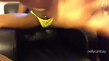 moans,ebony,big-clit,black,masturbation