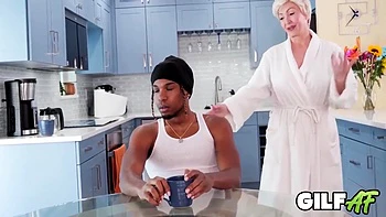 hd,missionary,wrinkled,interracial,blonde