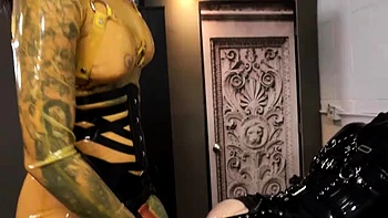 blonde,cumshot,hardcore,bdsm,milf