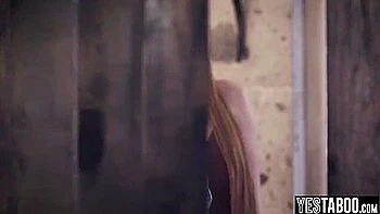 tattoo,veiny,mom,brunette,big-ass