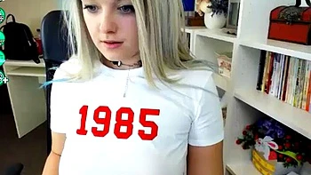 big-butt,big-tits,fetish,amateur,blonde