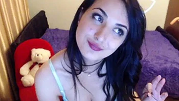 flashing,brunette,amateur