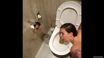 peeing,compilation,golden-shower,amateurs,pee