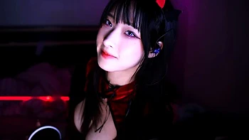 close-up,cumshot,milf,brunette,hardcore