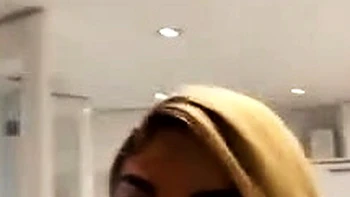 cumshot,shower,close-up,teen,solo