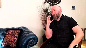 brunette,cumshot,milf,close-up,hardcore