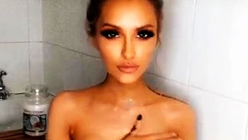 solo,brunette,striptease,teen,close-up