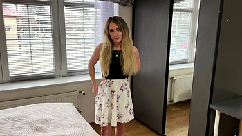 babes,small-tits,fingering,masturbation,spread-legs