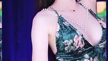 dance,asian,korean,babes