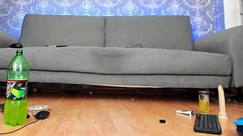 peeing,hardcore,brunette,masturbation,solo