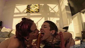 punk,lesbian,natural-tits,toys,amateur