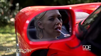 solo-female,big-tits,british,milf,outdoor