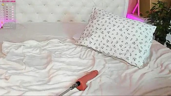 blonde,amateur,striptease,redheads,masturbation