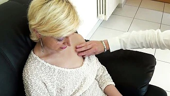 piss-in-mouth,amateur,feet-licking,milf,kinky