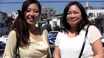 milf,handjob,japanese,blowjobs