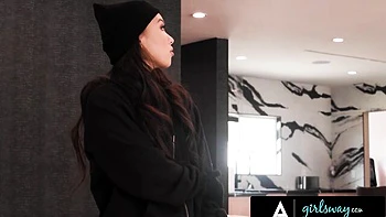 natural-tits,babe,strap-on,dildo-blowjob,asian