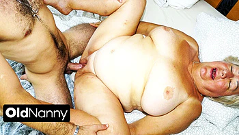 mature,mature-bbw,hottest,big-tits-natural,big-natural-tits