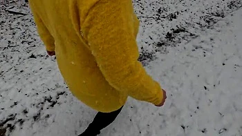 flashing,outdoor,punishment,spanking,snow