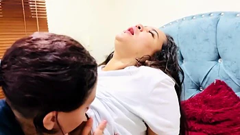 latina,muff-diving,pussy-eating,hooters,mom