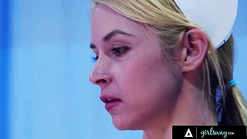 blonde,sarah-vandella,pawg-milf,pornstar,public