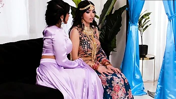 threesome,brunette,indian