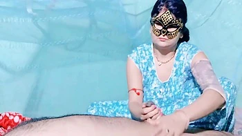 tugjob,handjob,brunette,hd,desi