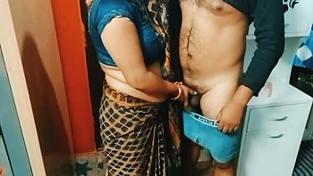 amateur,indian-handjob,indian-amateur,homemade,desi