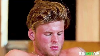 booty,cunnilingus,pov-point-of-view,natural-boobs,brunette