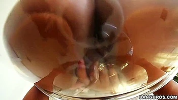 hooters,juggs,natural-boobs,ebony-big-ass,big-ass