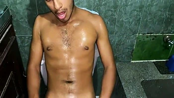 juggs,melons,latino,knockers,booty-shake