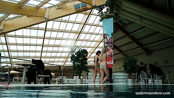 hd,nude,swimming-pool,russian,lesbian