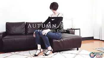 tgirl,petite,ts,short-hair,babe