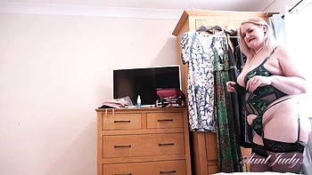 big-ass,pov,big-tits,hd,amateur-milf