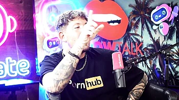 chudai,guests,interview,asa-akira,talking