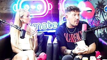 sex-talk,blonde-babe,long-nails,hd,brunette