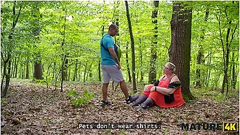 collar,weird,exhibitionist,big-ass,big-ass-big-tits