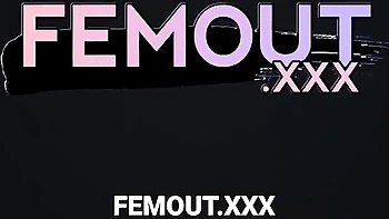 tiny-nipples,tgirl,transgender,nerdy,transsexual