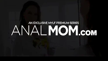 boss,american,cum-in-mouth,office,tongue