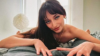 young-18,missionary,straight-hair,natural-tits,side-fuck