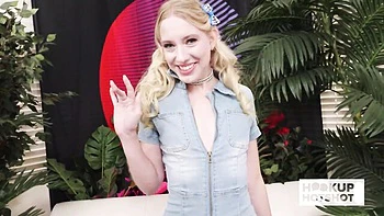 doggystyle,blondes,small-tits,hairy-pussy,massage