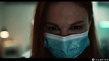 brunette,vampire-bite,lesbian-vampire,lesbian,hypnotic