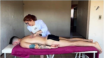 happy-ending-massage,real-happy-ending,amateur-couple,amateur-blowjob,massagem-tantrica