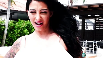 high-heels,pornstar,solo,tattoo,big-tits