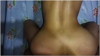 amateur-milf,anal,glasses,milf,cumshot