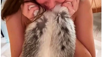 vertical-video,handjob,pornstar,amateur,pov