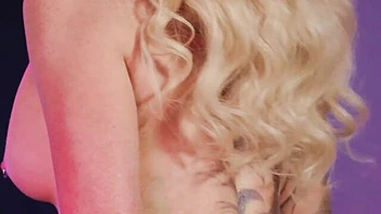 pov,hd,teasing,cock-sucking,pornstar